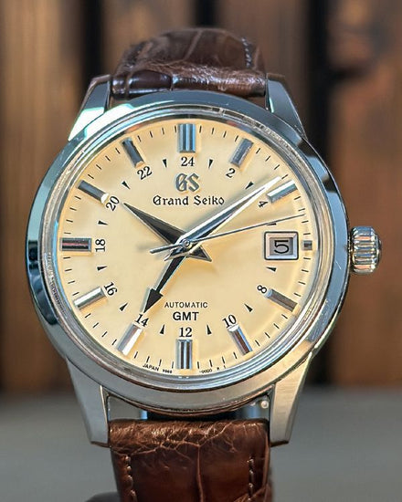 2023 Grand Seiko Elegance 39.5MM Ivory Dial Leather Strap (SBGM221)
