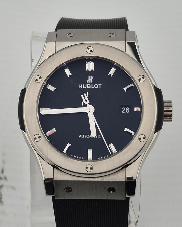 Hublot Classic Fusion 42MM Black Dial Rubber Strap (542.NX.1171.RX)