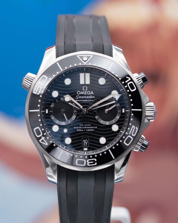 2023 Omega Seamaster Diver 300M 44MM Black Dial Rubber Strap (210.32.44.51.01.001)