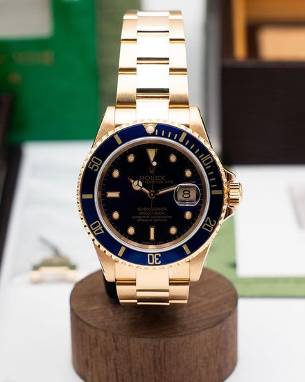 1992 Rolex Submariner 40MM Blue Dial Yellow Gold Oyster Bracelet (16618LB)