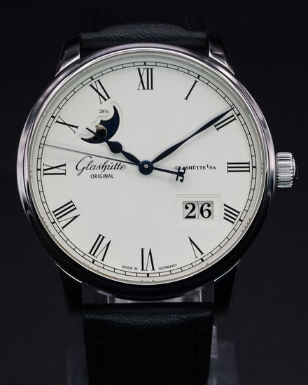 2016 Glashütte Original Senator Panorama 40MM Silver Dial Leather Strap (100-04-32-12-04)