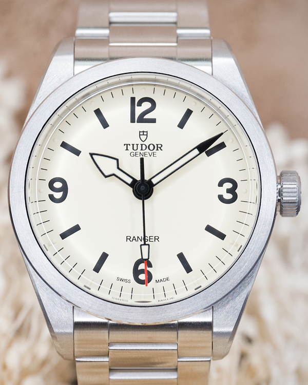 Tudor Ranger (M79950-0008)