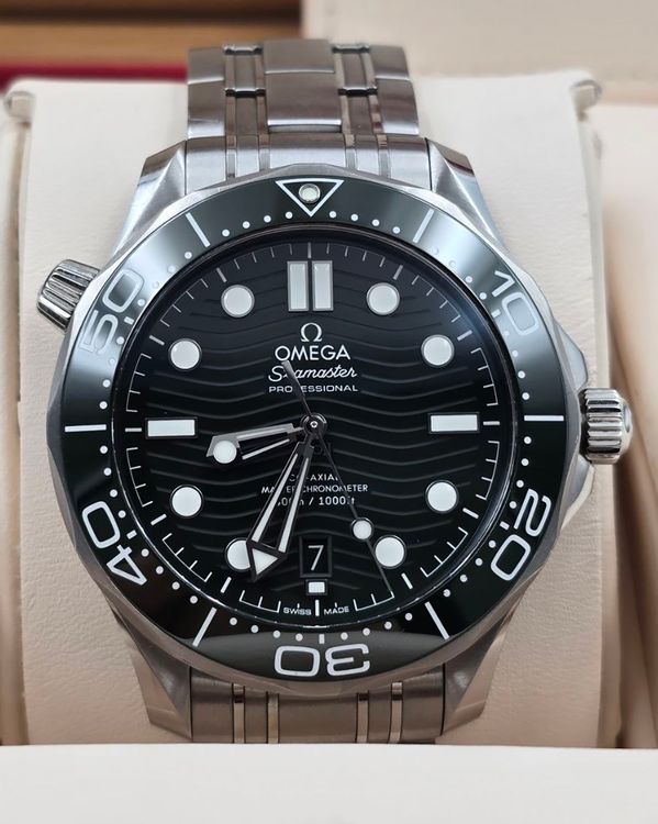 2026 Omega Seamaster Diver 300M "Seaweed" 42MM Green Dial Steel Bracelet (210.30.42.20.10.001)