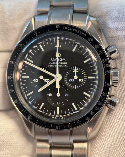 No Reserve - 2021 Omega Speedmaster Professional Moonwatch 42MM Black Dial Steel Bracelet (311.30.42.30.01.005)