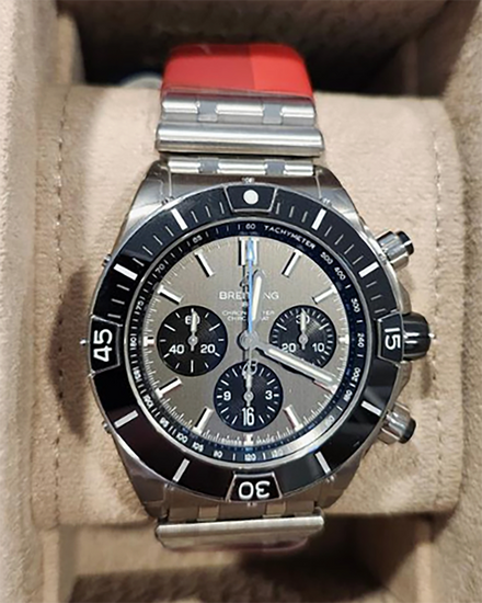 2025 Breitling Super Chronomat B01 44MM Grey Dial Titanium Bracelet (EB0136)