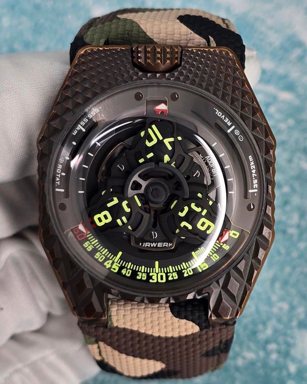 Urwerk UR-100v (UR-100v)