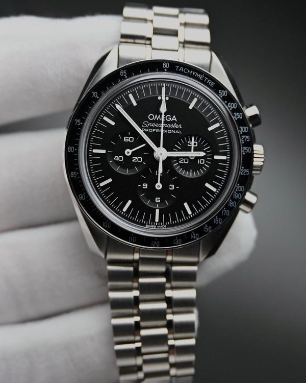 Omega Speedmaster Professional Moonwatch (310.30.42.50.01.002)