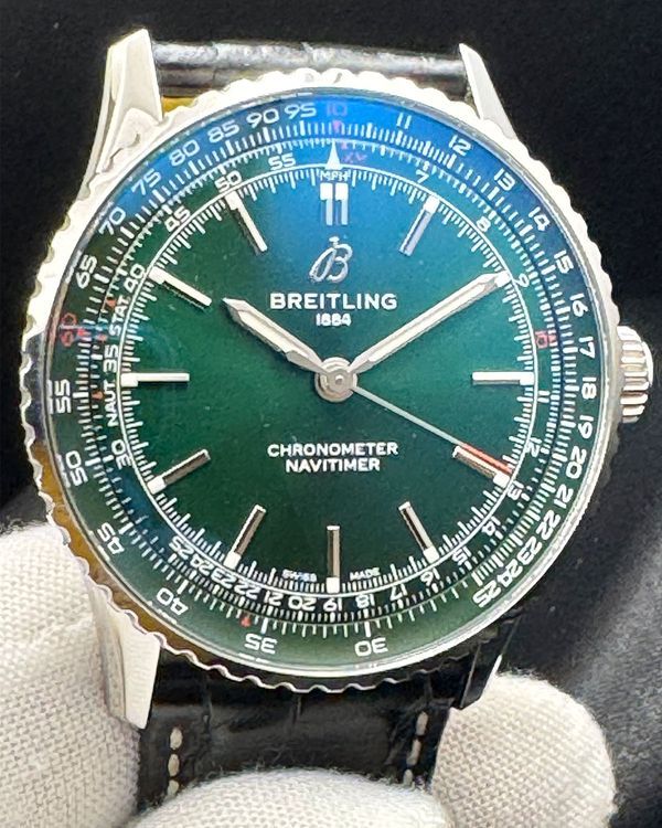 No Reserve - Breitling Navitimer (A17329)