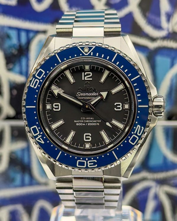 Omega Seamaster Planet Ocean (217.30.42.21.01.002)