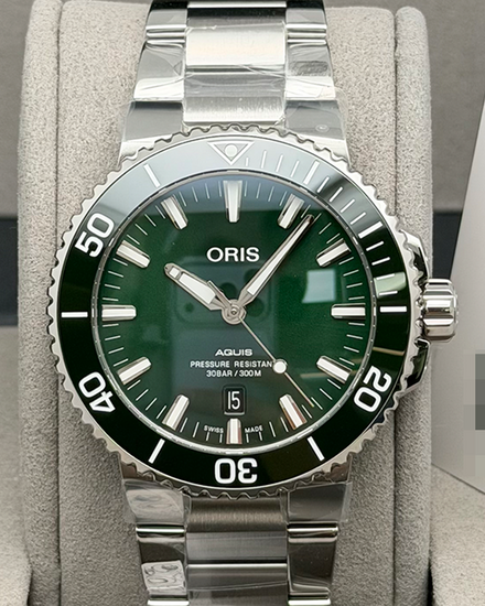 2026 Oris Aquis Date 43.5MM Green Dial Steel Bracelet (01 733 7730 4157)