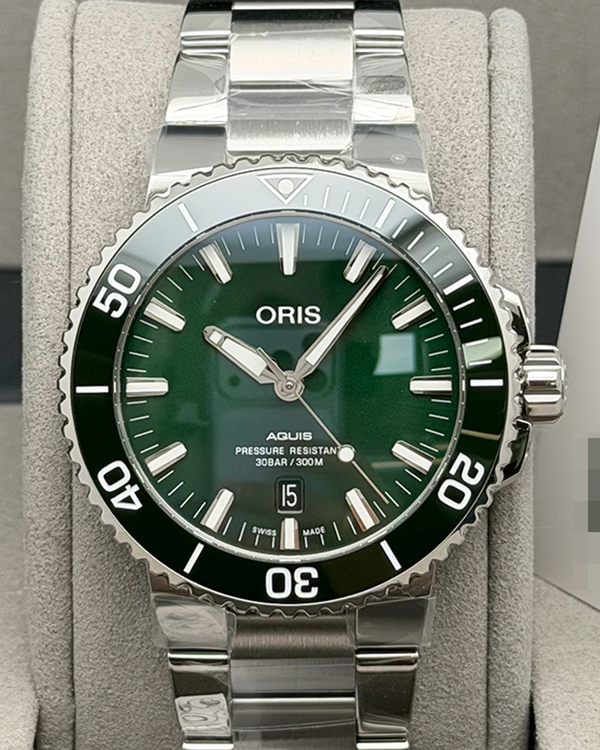 2026 Oris Aquis Date 43.5MM Green Dial Steel Bracelet (01 733 7730 4157)