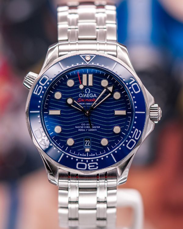 No Reserve - 2022 Omega Seamaster Diver 300M 42MM Blue Dial Steel Bracelet (210.30.42.20.03.001)
