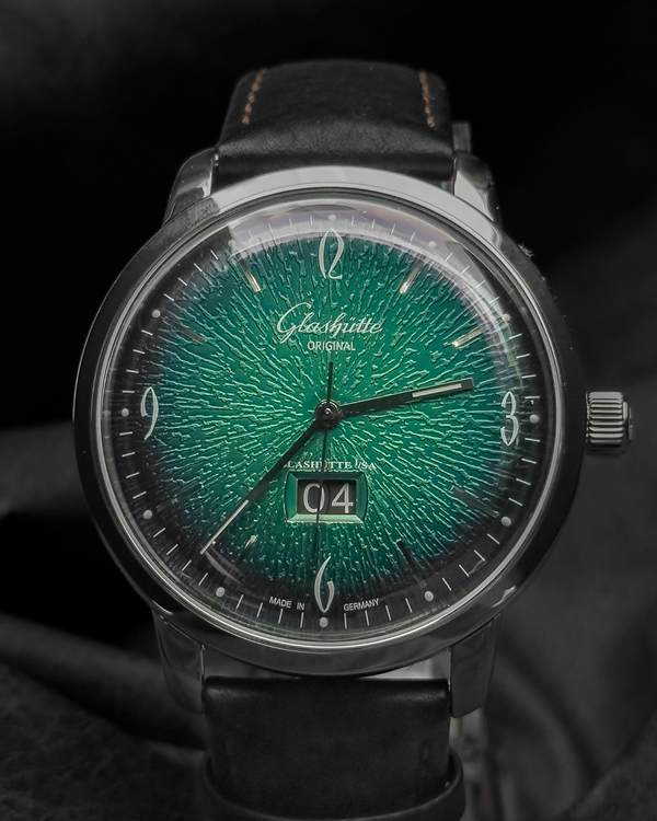 (WORKING) Glashütte Original Sixties (2-39-47-04-02-04)