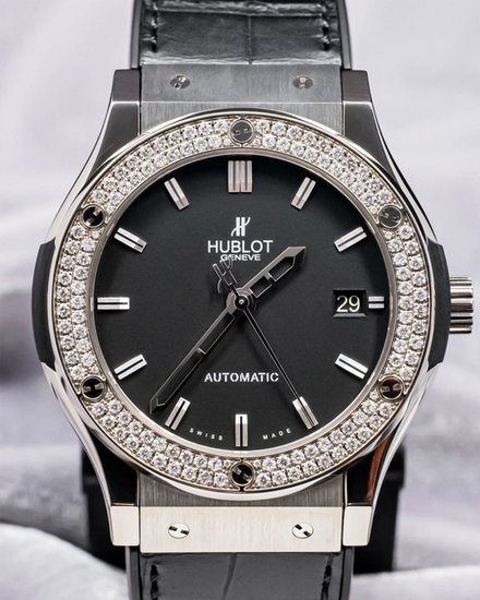 Hublot Classic Fusion 45MM Black Dial Leather Strap (511.ZX.1170.LR.1104)