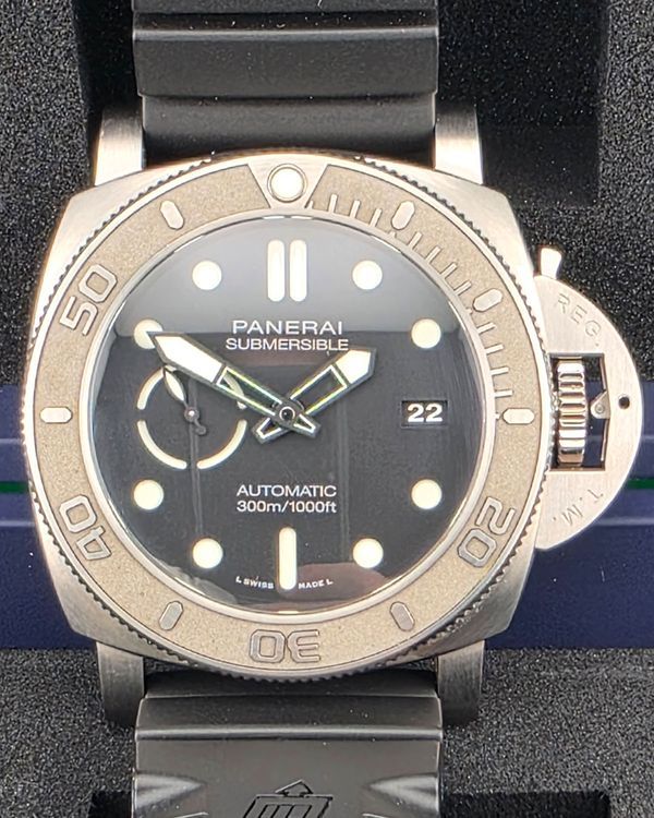 2021 Panerai Submersible "Mike Horn"S.E. 47MM Black Dial Rubber Strap (PAM00984)