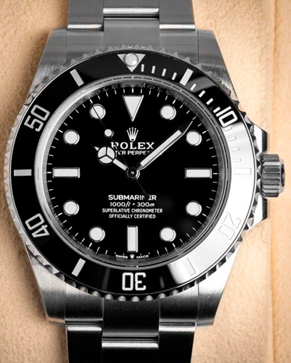 Rolex Submariner (124060)