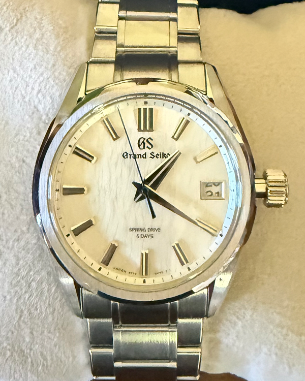 2026 Grand Seiko Evolution 9 "White Birch" 40MM White Dial Steel Bracelet (SLGA009)