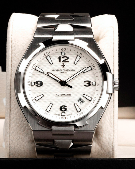 2012 Vacheron Constantin Overseas 42MM Silver Dial Steel Bracelet (47040/B01A-9093)