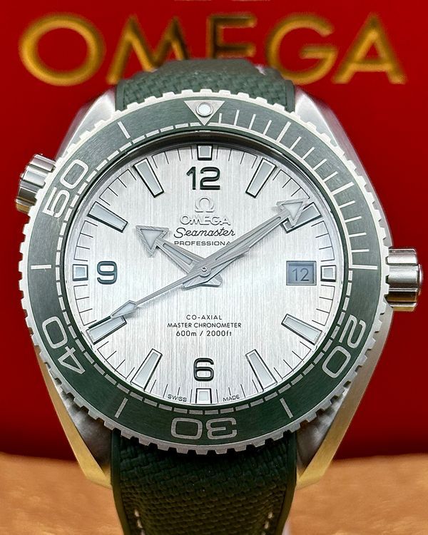2026 Omega Seamaster Planet Ocean 600M 43.5MM Grey Dial Rubber Strap (215.32.44.21.06.001)