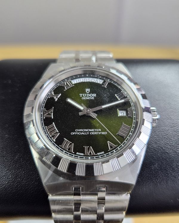 No Reserve - 2026 Tudor Royal 40MM Green Dial Steel Bracelet (2840D1A0)