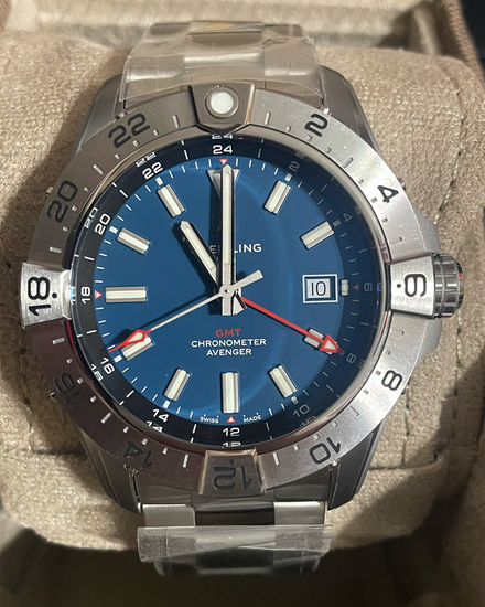 2026 Breitling Avenger 44MM Blue Dial Steel Bracelet (A32320)