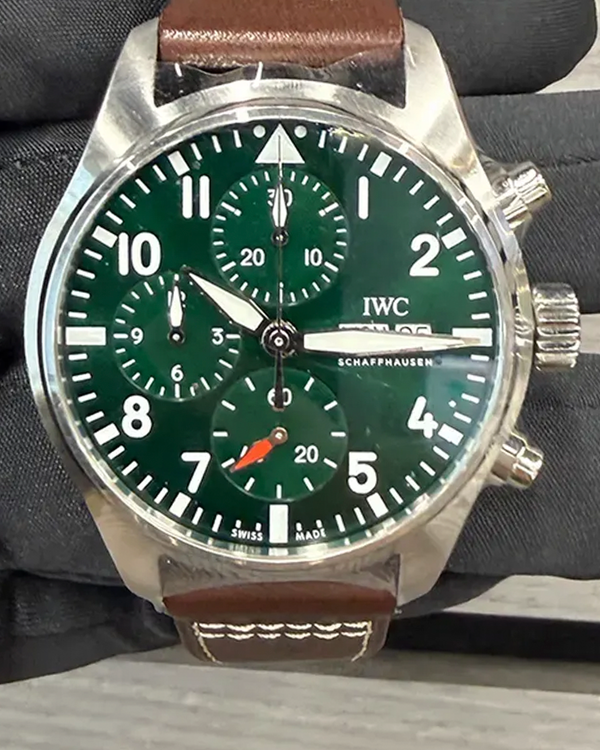 2026 IWC Schaffhausen Pilot Chronograph 41MM Green Dial Leather Strap (IW388103)