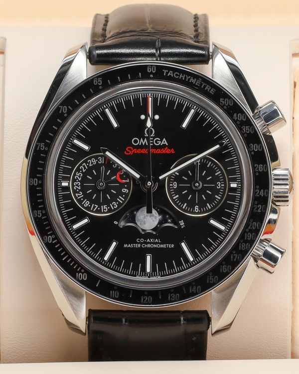 2022 Omega Speedmaster Moonphase 44.25MM Black Dial Leather Strap (304.33.44.52.01.001)