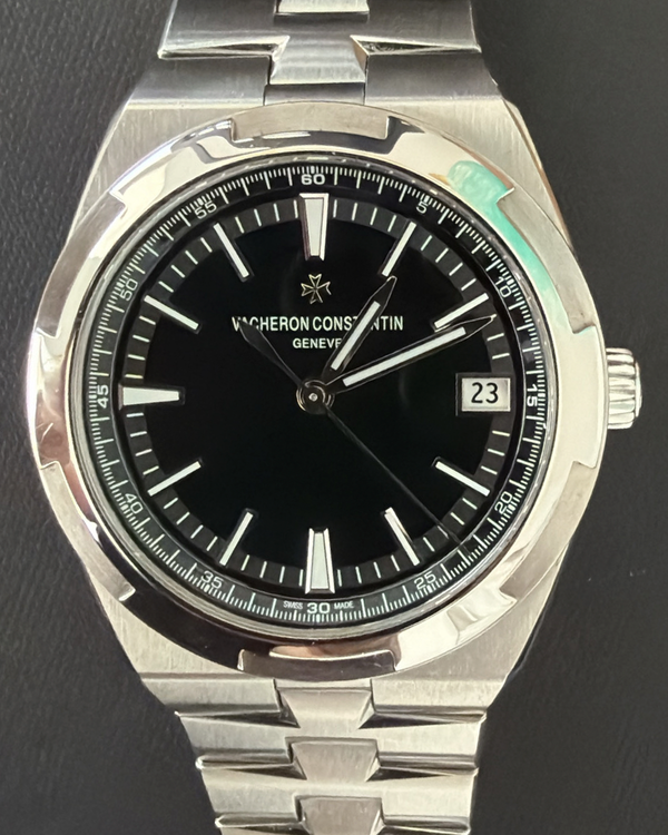 2020 Vacheron Constantin Overseas 41MM Black Dial Steel Bracelet (4500V/110A-B483)