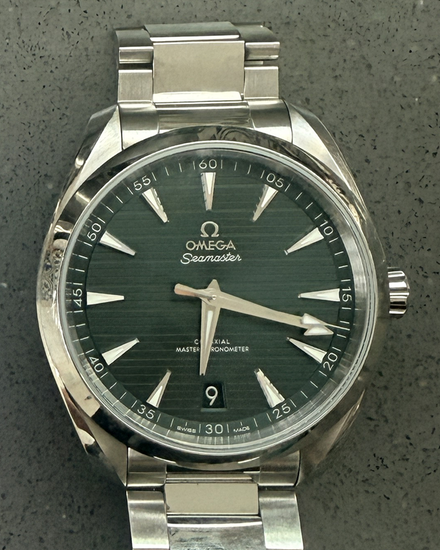 2021 Omega Seamaster Aqua Terra 150M 41MM Green Dial Steel Bracelet (220.10.41.21.10.001)