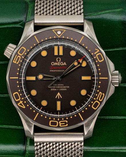 2025 Omega Seamaster Diver 300M "007 James Bond Edition No Time To Die" 42MM Brown Dial Titanium Bracelet (210.90.42.20.01.001)