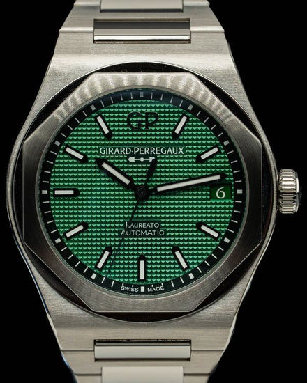 2024 Girard Perregaux Laureato 42MM Green Dial Steel Bracelet (81010.11.3153.1CM)