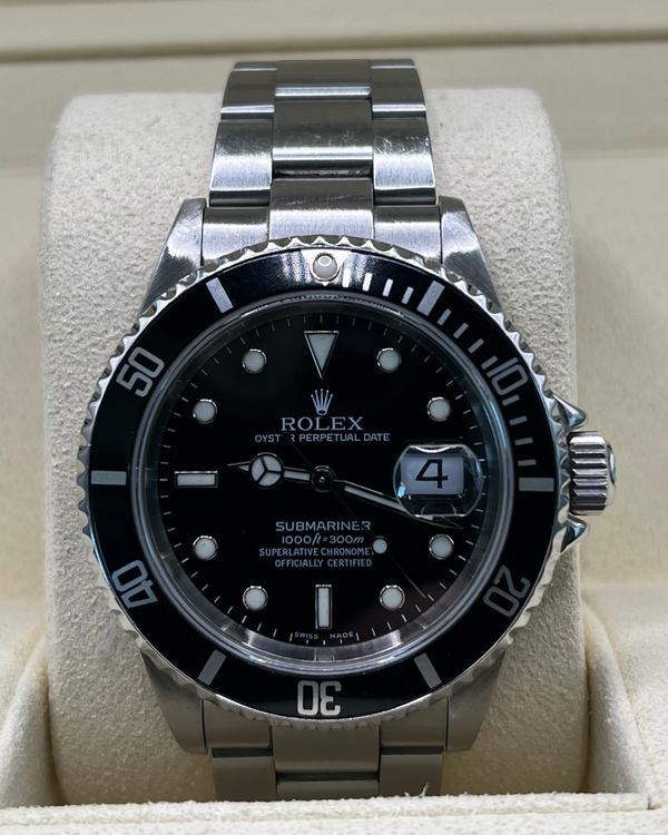 Rolex Submariner Date 40MM Black Dial Oyster Bracelet (16610)