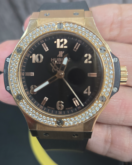 Hublot Big Bang Original Gold Diamonds 38MM Quartz Black Dial Rubber Strap (361.PX.1280.RX.1104)