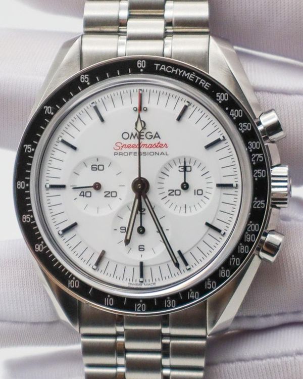2025 Omega Speedmaster Professional Moonwatch 42MM White Dial Steel Bracelet (310.30.42.50.04.001)