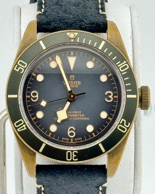 No Reserve - 2019 Tudor Black Bay 43MM Grey Dial Leather Strap (79250BA)