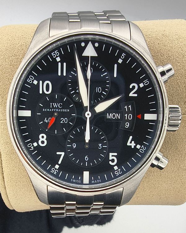 2014 IWC Schaffhausen Pilot Chronograph 43MM Black Dial Steel Bracelet (IW377704)
