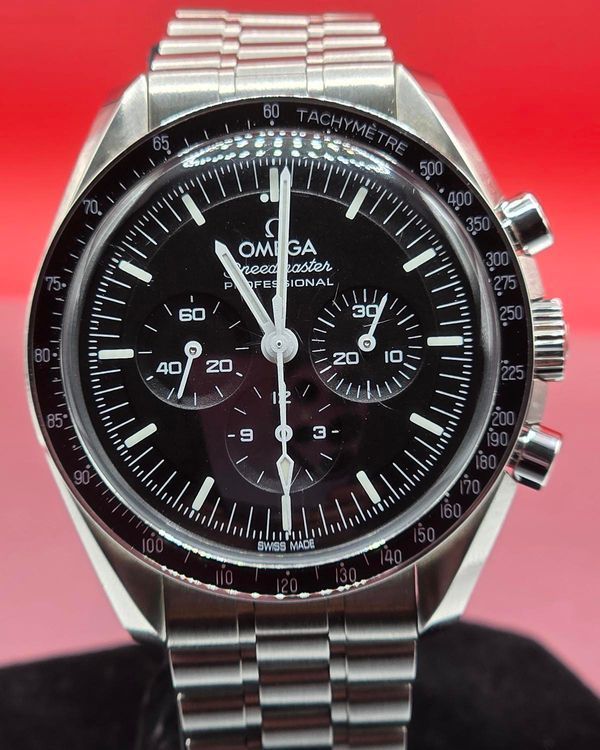 2025 Omega Speedmaster Professional Moonwatch 42MM Black Dial Steel Bracelet (310.30.42.50.01.001)
