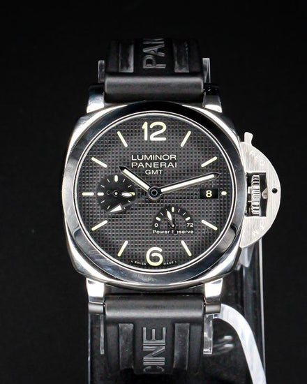 No Reserve - 2017 Panerai Luminor 1950 3 Days GMT Power Reserve Acciaio 42MM Black "Waffle" Dial Rubber Strap (PAM00537)
