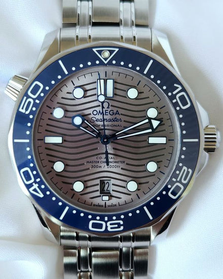 2026 Omega Seamaster Diver 300M 42MM Grey Dial Steel Bracelet (210.30.42.20.06.001)