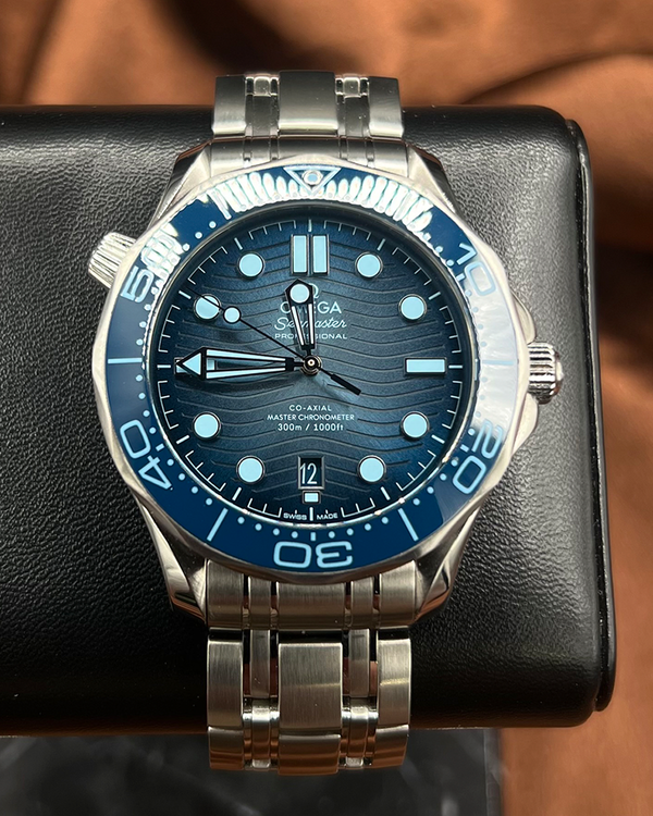 Omega Seamaster 300 (210.30.42.20.03.003)