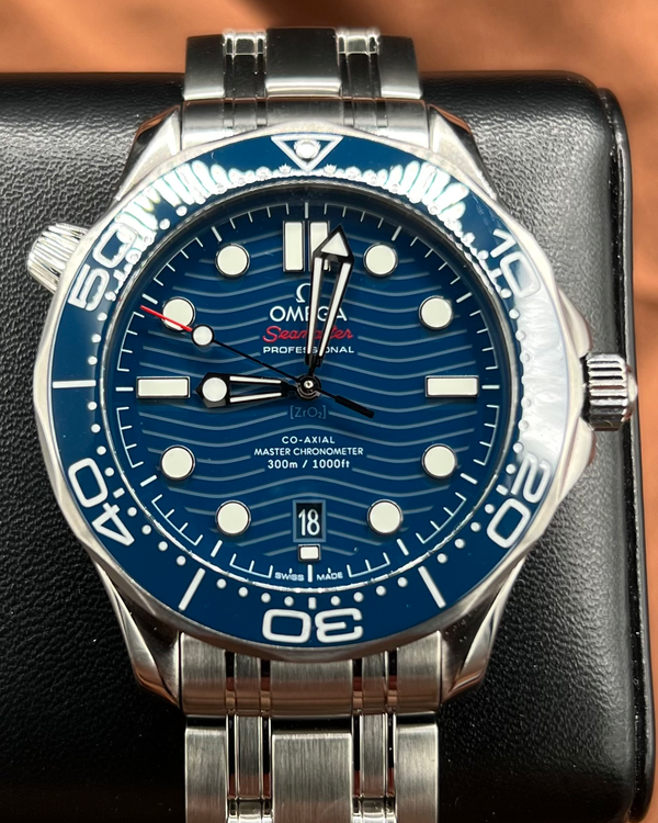 Omega Seamaster 300 (210.30.42.20.03.001)
