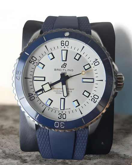 2022 Breitling Superocean 42MM Silver Dial Rubber Strap (A17375E71G1S1)
