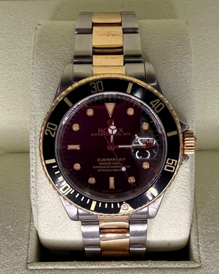 Rolex Submariner Date 40MM Black Dial Two-Tone Oyster Bracelet (16613)