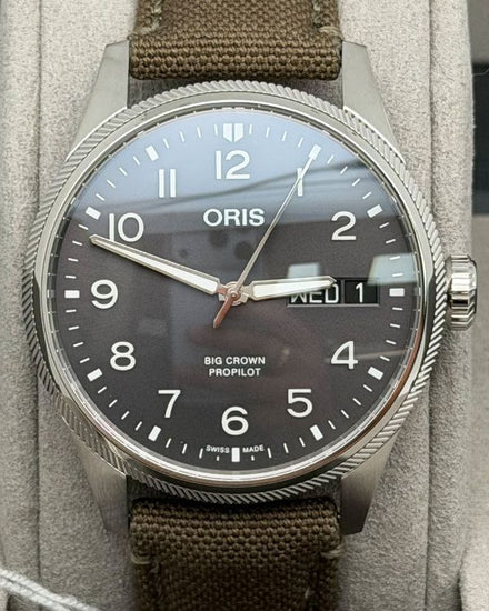 2026 Oris Big Crown ProPilot Big Day-Date 44MM Grey Dial Textile Strap (01 752 7760 4063-07 3 22 02LC)