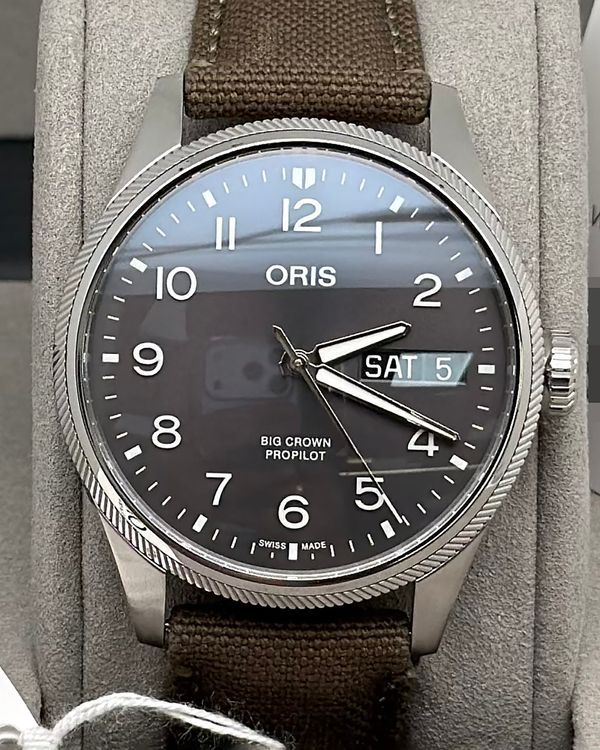 2026 Oris Big Crown ProPilot Big Day Date 44MM Grey Dial Textile Strap (01 752 7760 4063-07 3 22 02LC)
