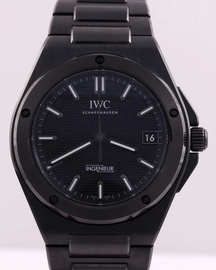 2025 IWC Schaffhausen Ingenieur 42MM Black Dial Ceramic Bracelet (IW338903)