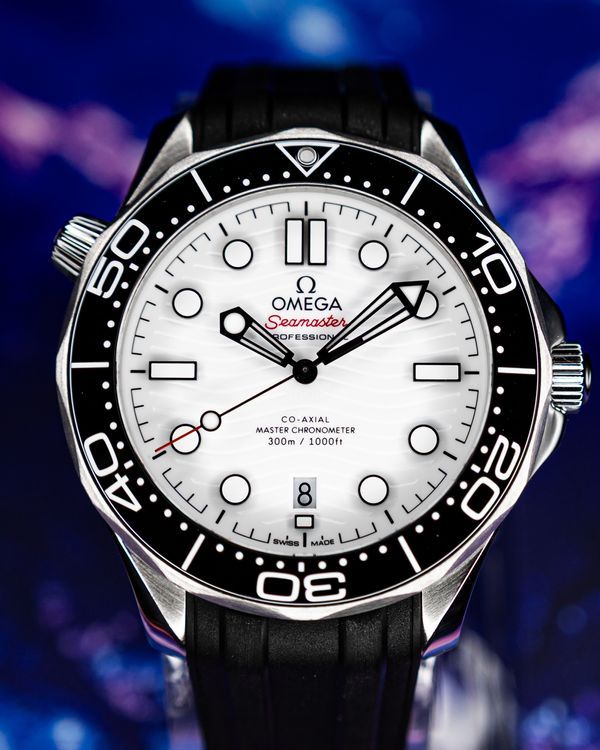 No Reserve - Omega Seamaster Diver 300M (210.32.42.20.04.001)