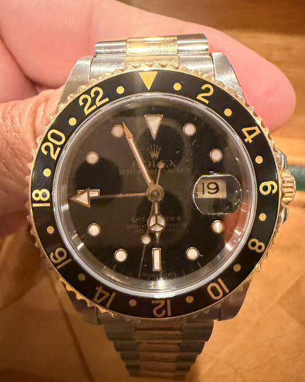 1993 (S Serial) Rolex GMT-Master II 40MM Black Dial Two-Tone Oyster Bracelet (16713)