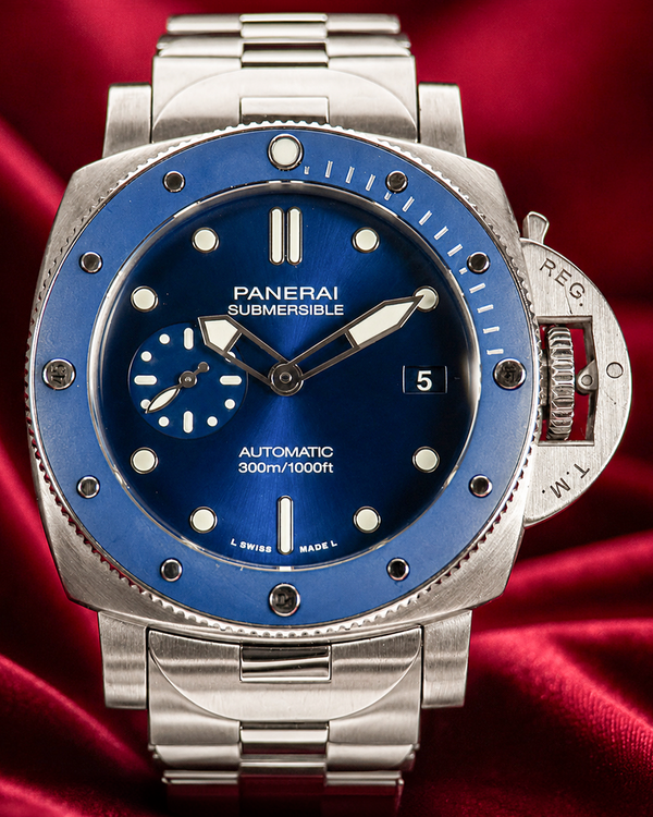 2022 Panerai Submersible "Blu Notte" 42MM Blue Dial Steel Bracelet (PAM01068)