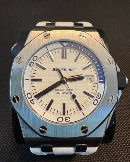 Audemars Piguet Royal Oak Offshore Diver 42MM White Dial Rubber Strap (15710ST.OO.A010CA.01)